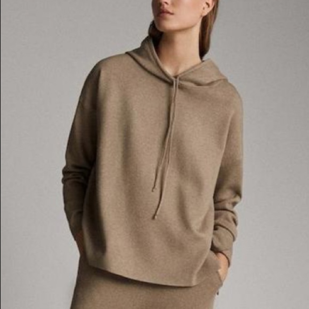 JOGGING CAPE STYLE SWEATER by Massimo Dutti